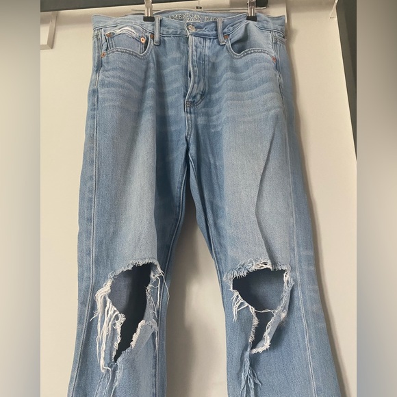 American Eagle, High-Rise Girlfriend Jeans - Picture 2 of 5